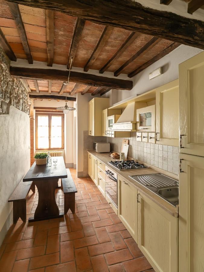 Noi2+2 Vacanze - App. Andrea Contignano Exterior photo