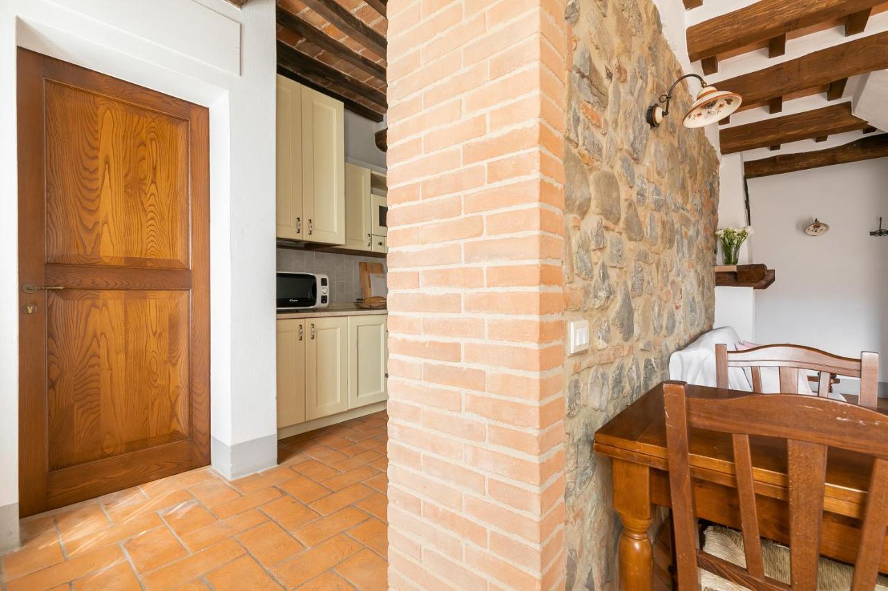 Noi2+2 Vacanze - App. Andrea Contignano Exterior photo