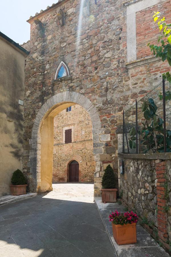 Noi2+2 Vacanze - App. Andrea Contignano Exterior photo